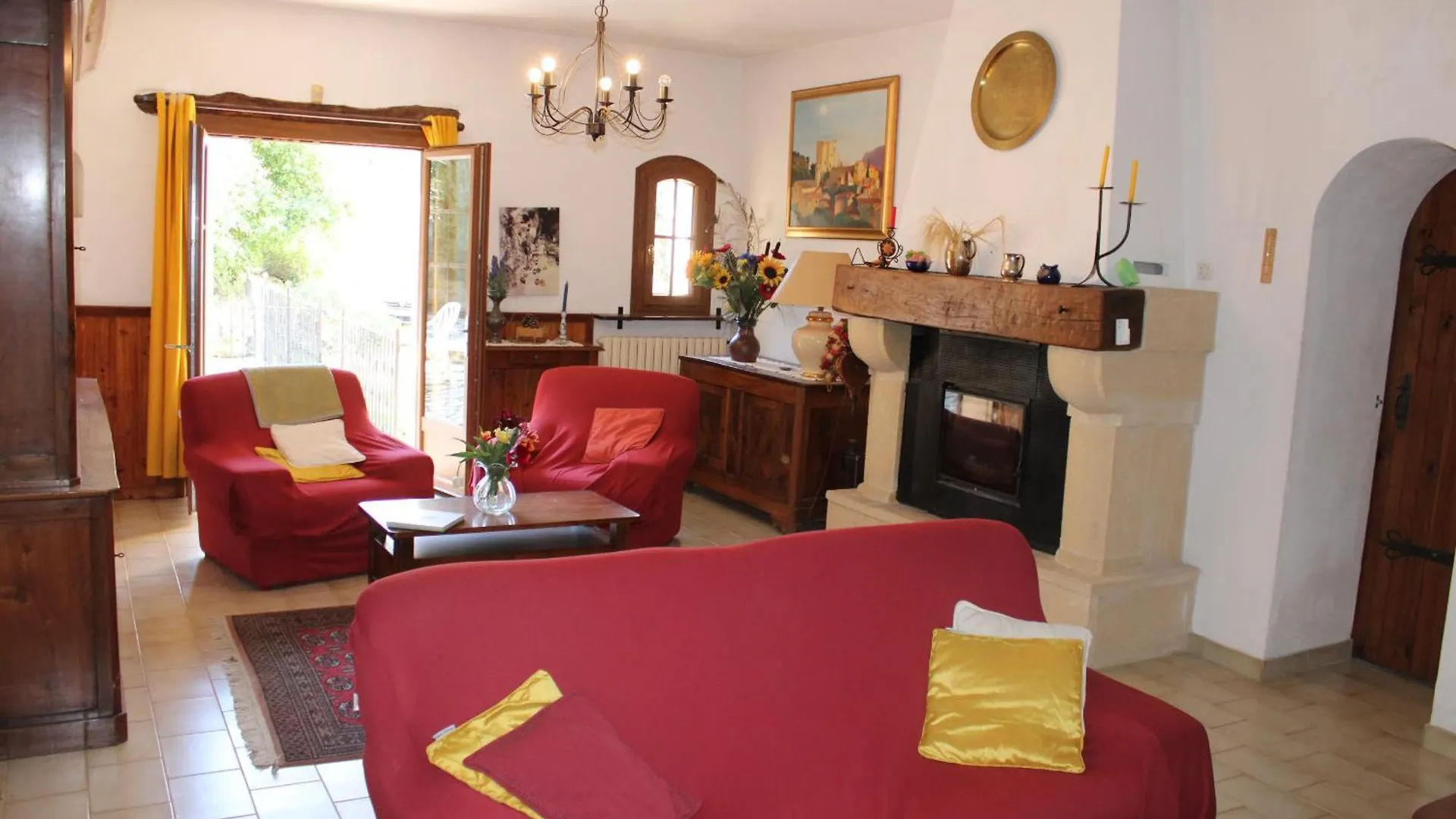 Mas Provencal Traditionnel Seguret